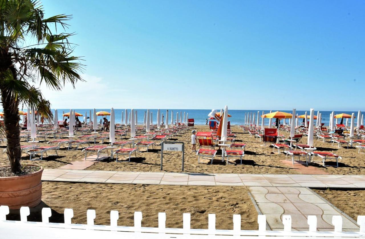 Hotel Righetto Fronte Mare Cavallino-Treporti Exterior foto