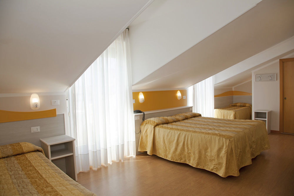 Hotel Righetto Fronte Mare Cavallino-Treporti Exterior foto